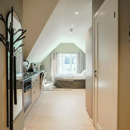 Modern Entire In Center 304 For 2 Guests